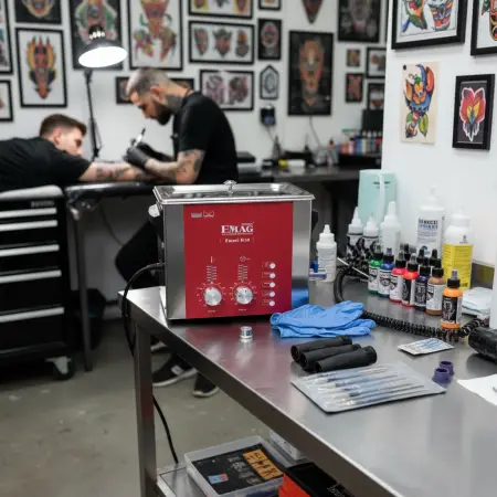 Myjka ultradźwiękowa do salonu tatuażu